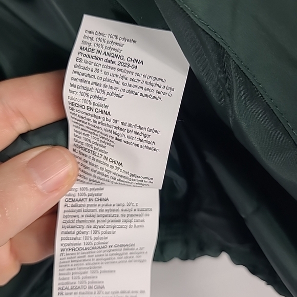 NEW Mountain Warehouse Chill Kids Green Puffer Jacket Sz 9-10 NWT - Picture 10 of 10